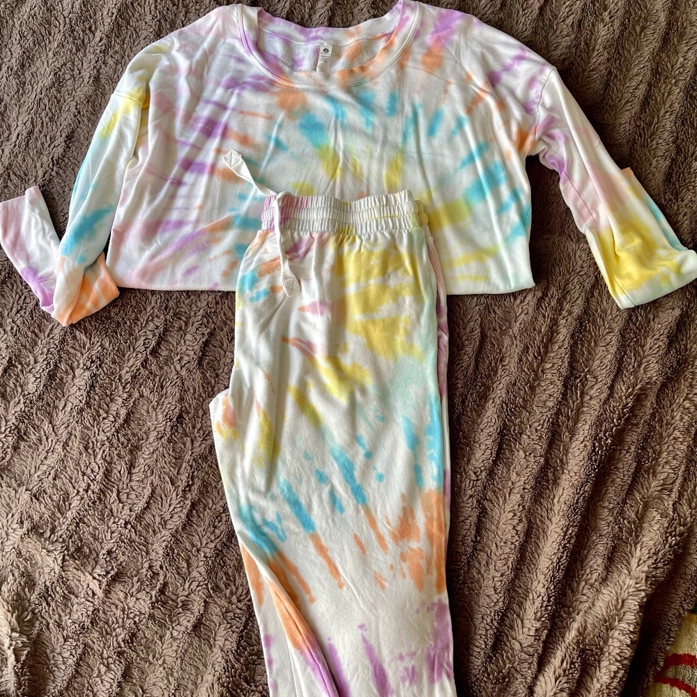 Glider Tie-Dye Lounge sleeve and jogger set Sz XL